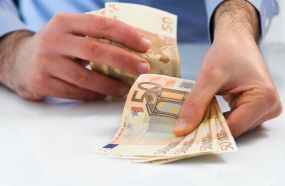 Payer moins de charges à Marseille, avec le statut social du dirigeant le plus adapté